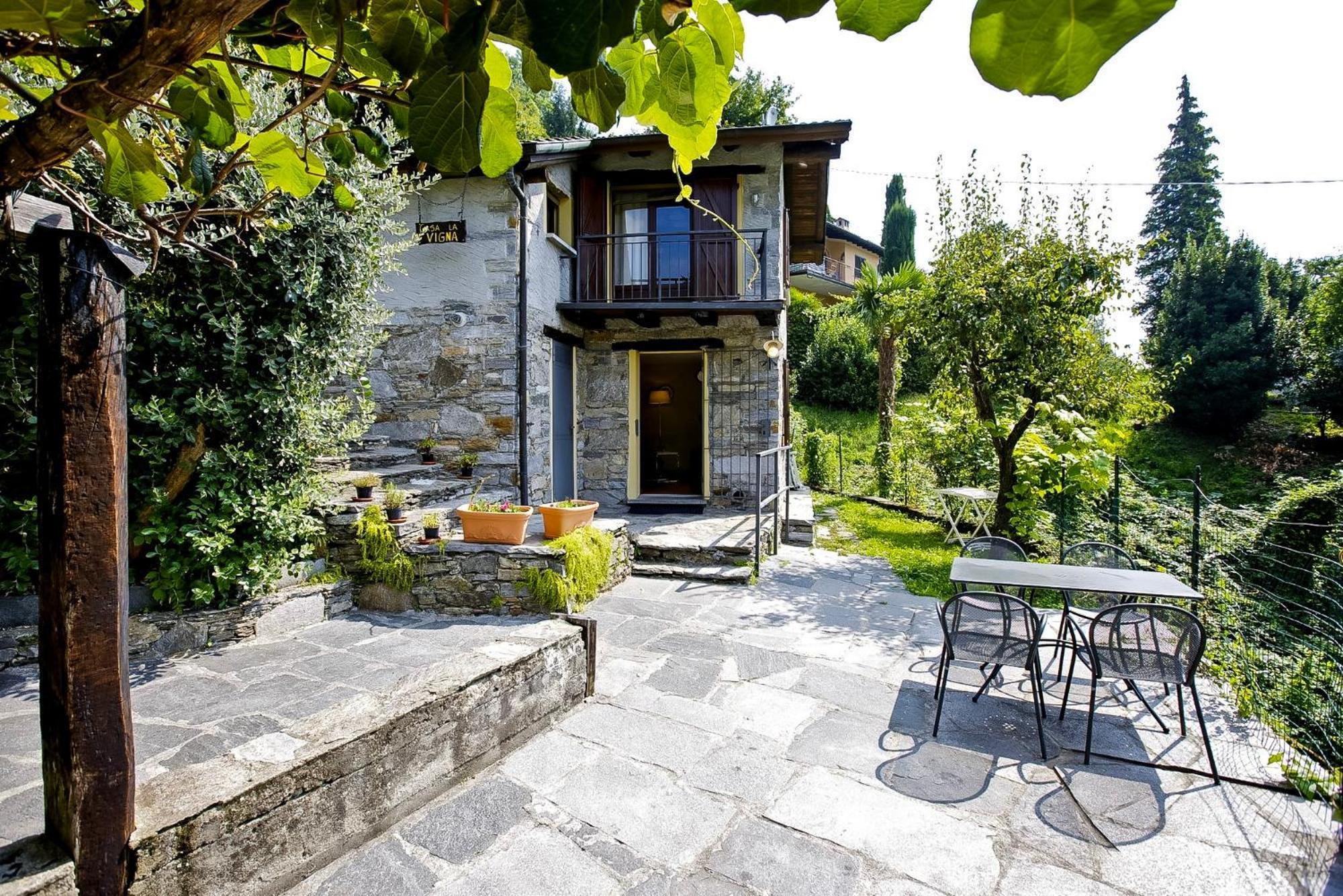 Rustico La Vigna Villa Cannero Riviera Bagian luar foto