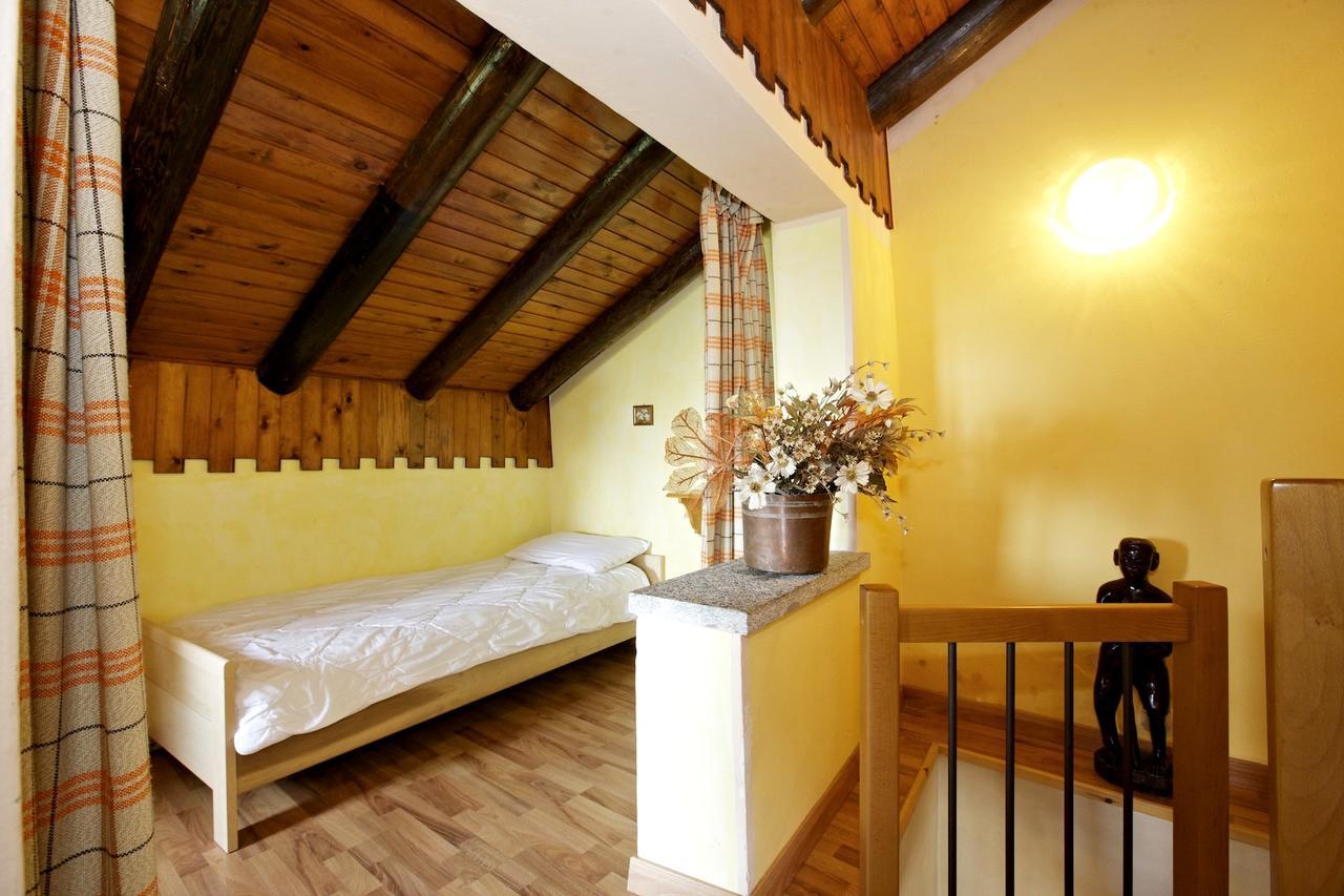 Rustico La Vigna Villa Cannero Riviera Bagian luar foto
